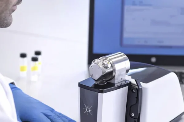 ftir-analysis-applications-banner-2-agilent-1280x545px